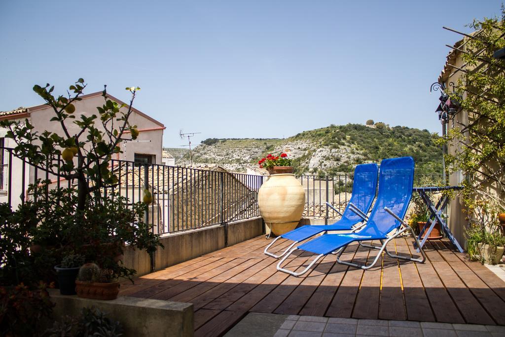 Giardino Di Pietra Ragusa