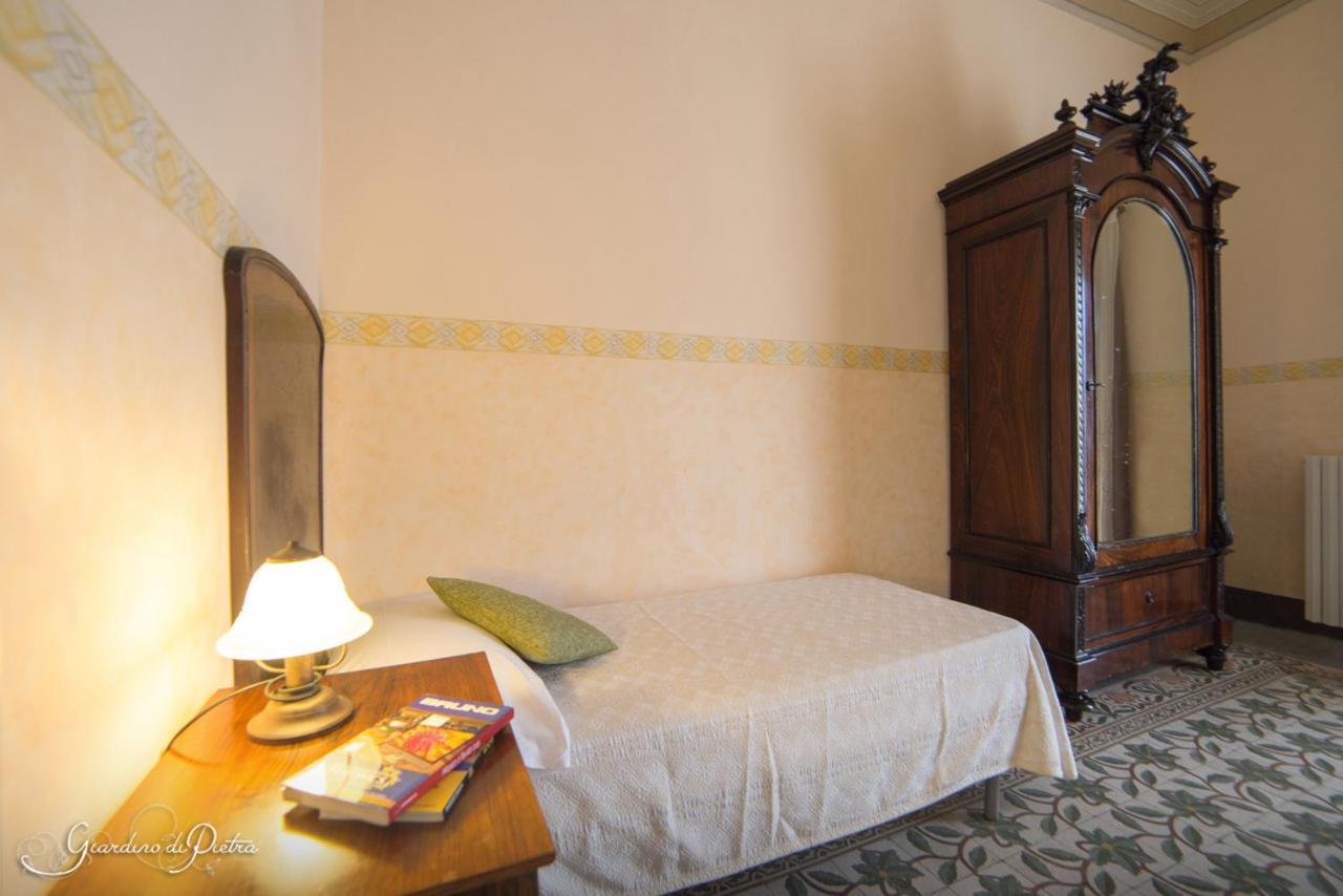 Giardino Di Pietra Bed & Breakfast 3*